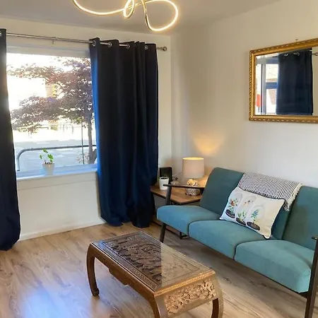 Comfy 1 Bedroom Flat With Free Parking Glasgow Exterior foto